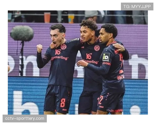 保级形势分析：波鸿、科隆、美因茨三队仅差两分